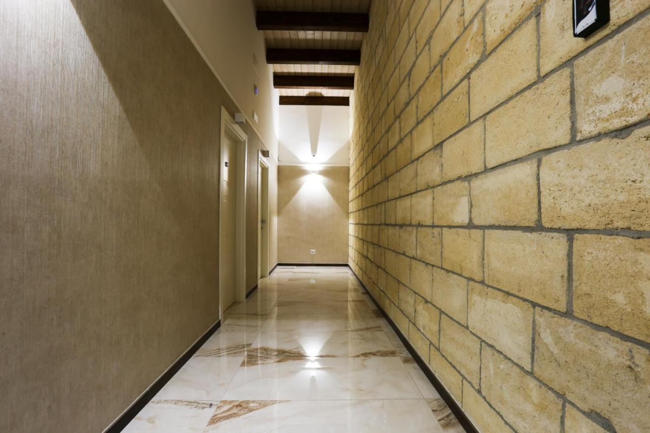 La Piana Hotel Tito Ngoại thất bức ảnh